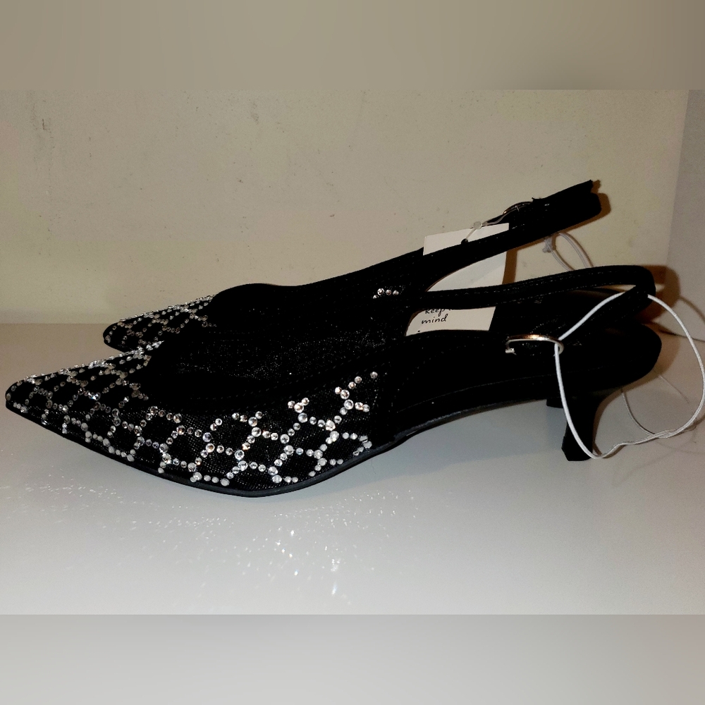 Women's Gigi Embellished Slingback Kitten Heels - A New Day™ Black 6 NWT - Picture 3 of 7